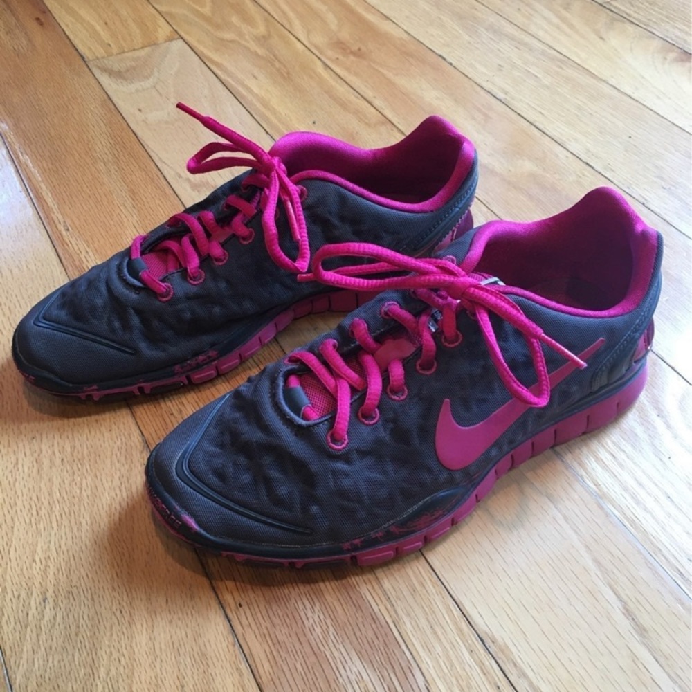 Women’s Nike Free Fit Sz 6.5